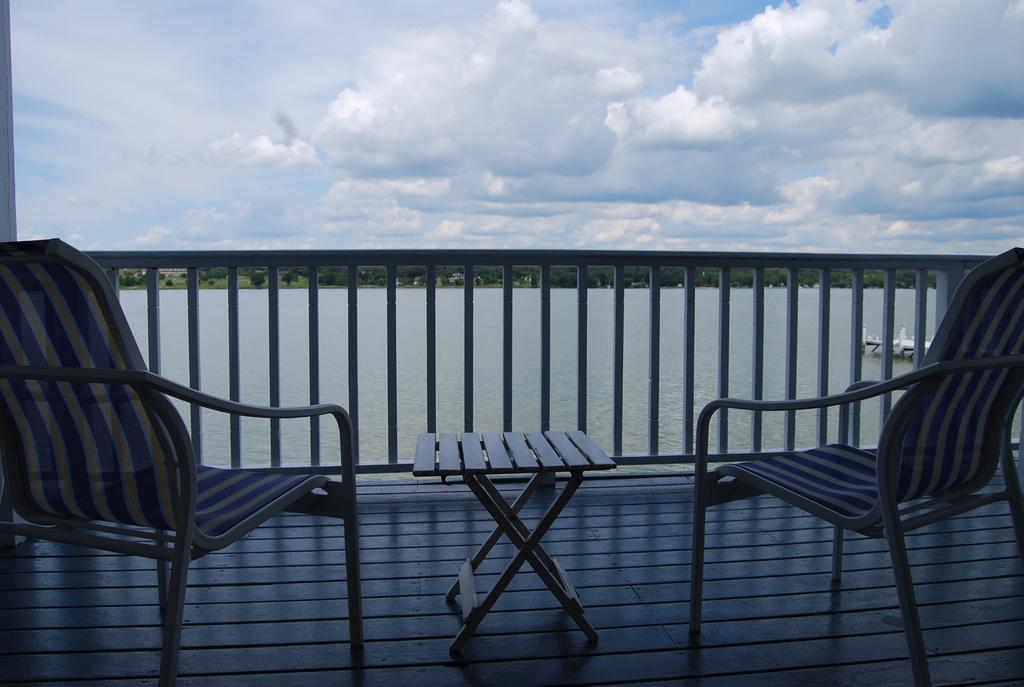 The French Country Inn Lake Geneva Exteriér fotografie